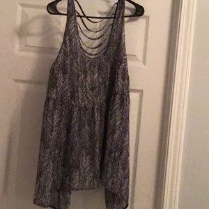 Semi sheer tank size 2 torrid